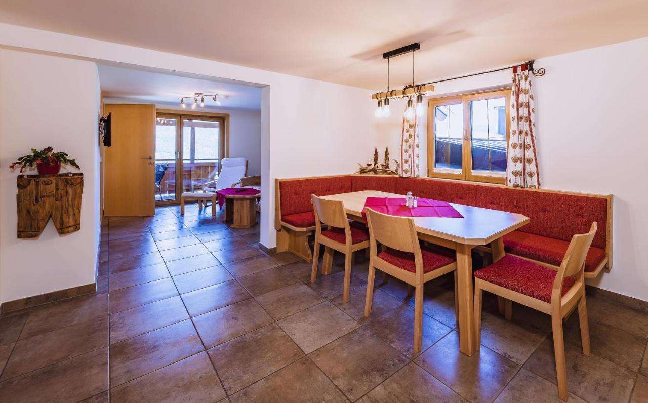 Panorama Hotel Guggenbichl - Inkl Sommerkarte, Einmaliger Eintritt Ins Tauern Spa & Bester Ausblick Ueber Kaprun Exteriér fotografie