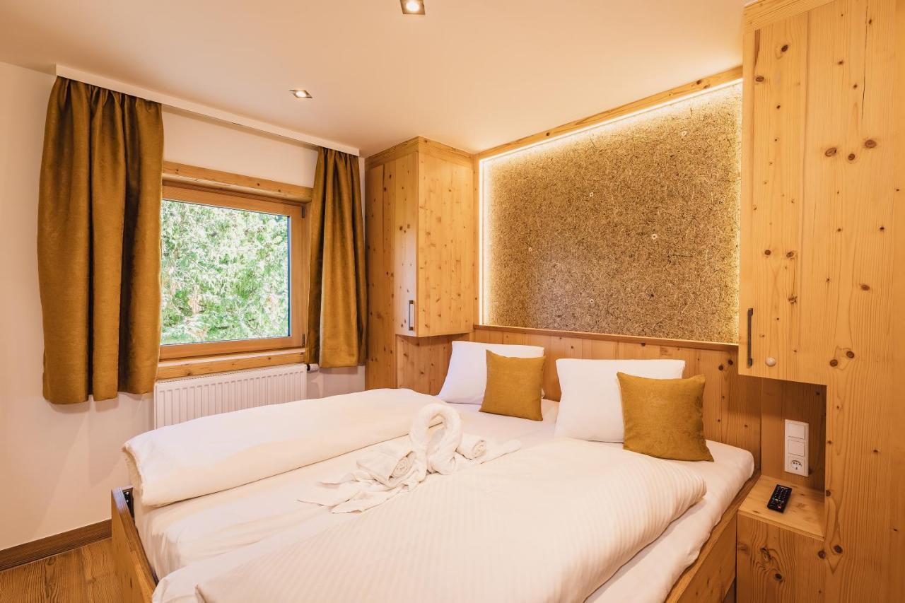 Panorama Hotel Guggenbichl - Inkl Sommerkarte, Einmaliger Eintritt Ins Tauern Spa & Bester Ausblick Ueber Kaprun Exteriér fotografie